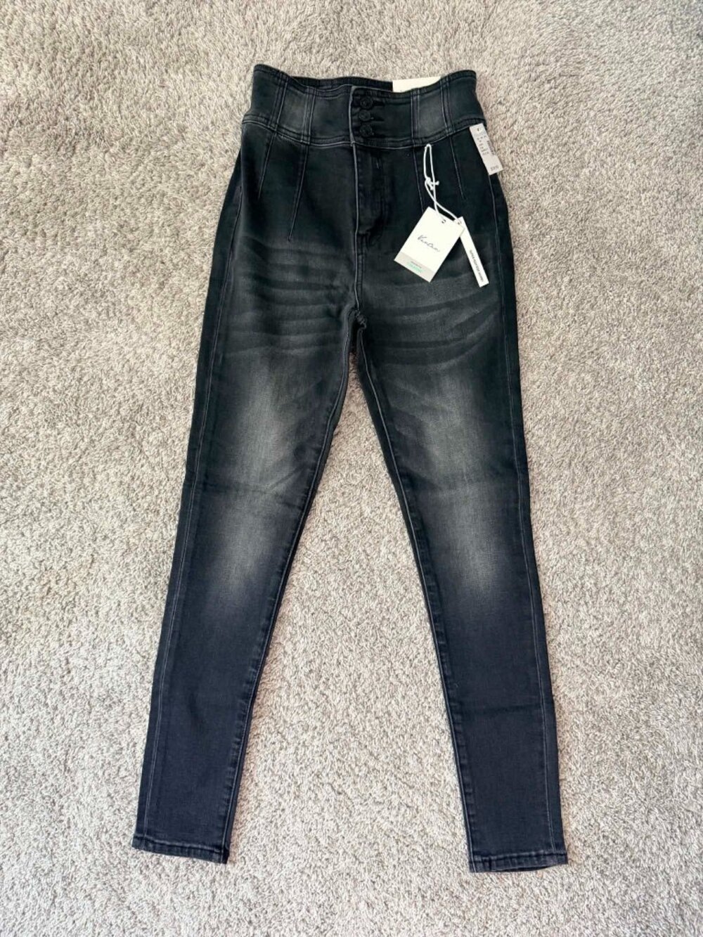 Brand New Women's Black KanCan Skinny Super-High Rise Pleated Jeans Size 25X29